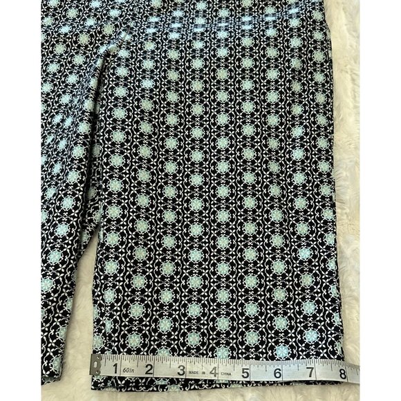 Women's SOHO Apparel Bermuda Mid-Rise Shorts Geometric Pattern Junior's Size M - Picture 6 of 14